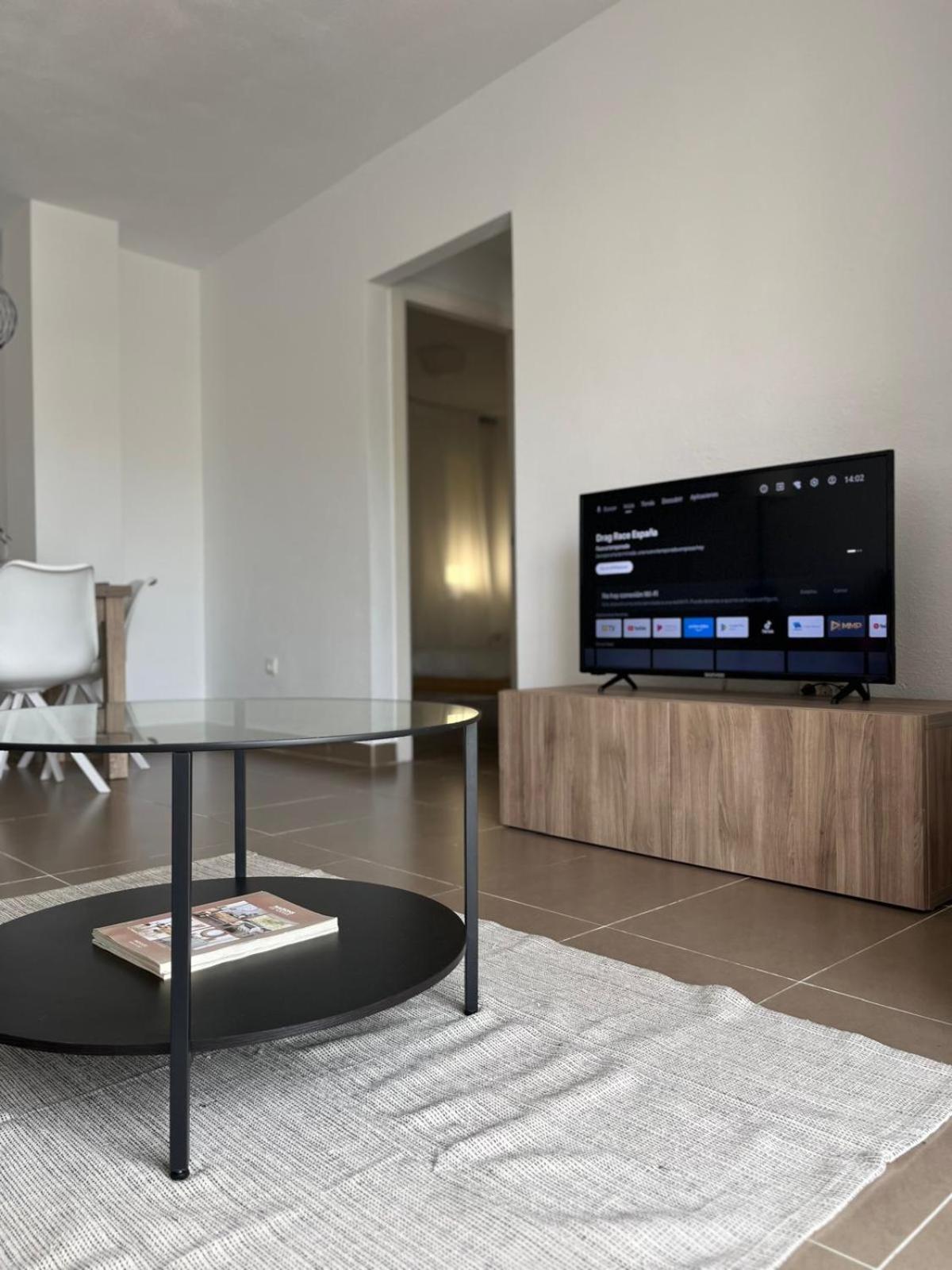 Malaga Prime Location - Stylish Apartment With Free Wifi, Free Parking, Steps From The Historic Center Bagian luar foto