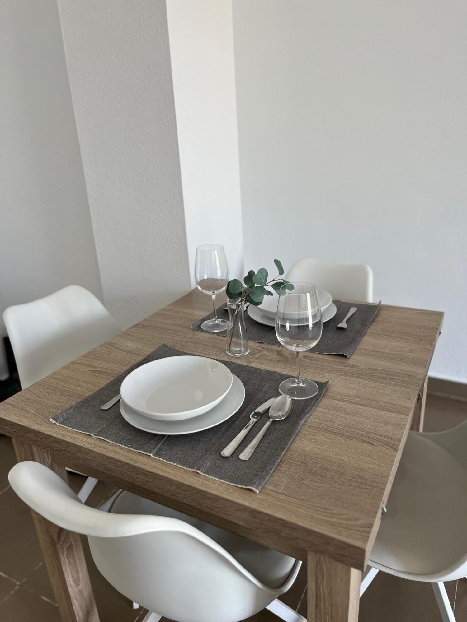 Malaga Prime Location - Stylish Apartment With Free Wifi, Free Parking, Steps From The Historic Center Bagian luar foto